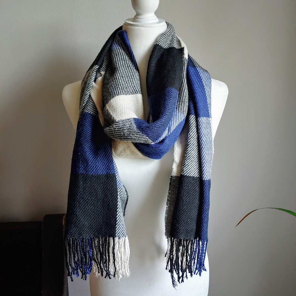Banana Republic Woman's Scarf Shawl Wrap Large
